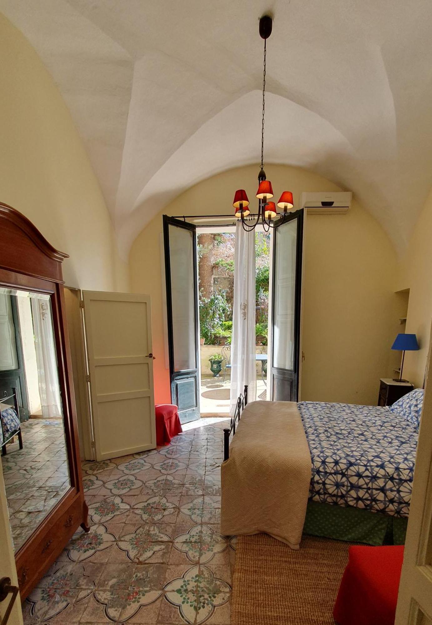 Apartamento Palazzo Bernardini Lecce Exterior foto