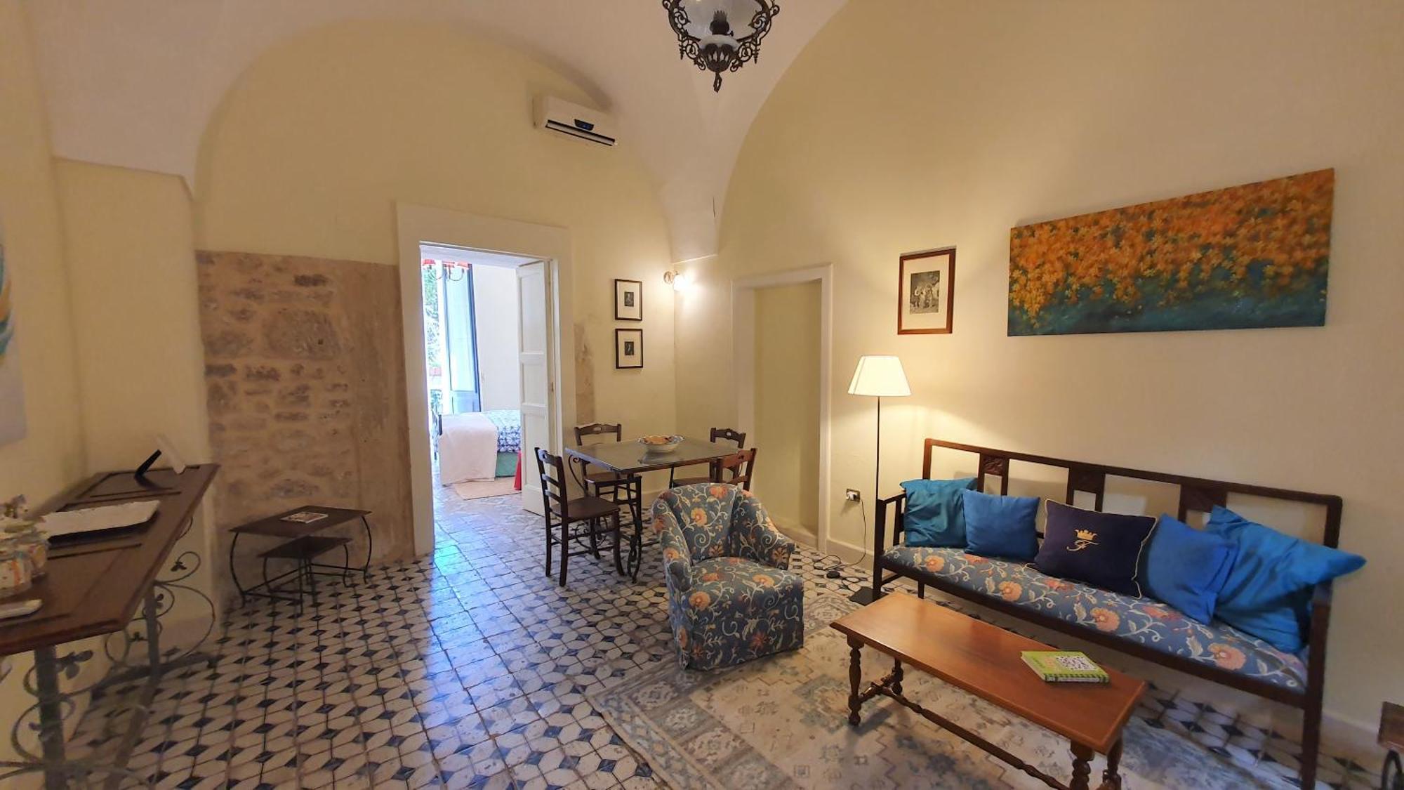 Apartamento Palazzo Bernardini Lecce Exterior foto